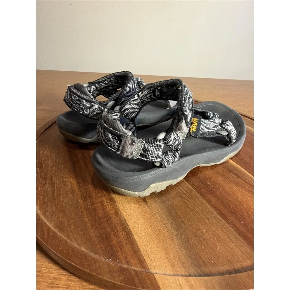 Teva Hurricane XLT 2 Kids Sandals Size 13 Waves Mood Indigo Black Hiking Strappy